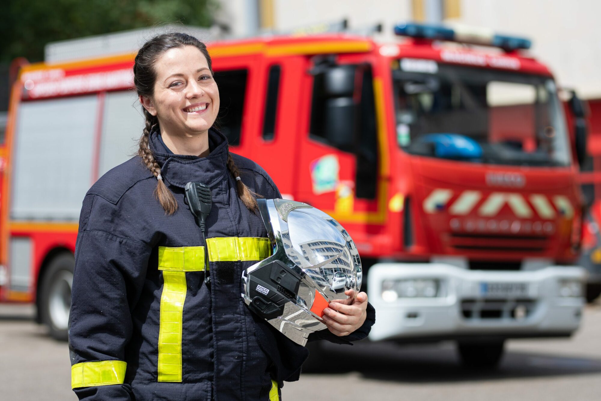 femme sapeur-pompier